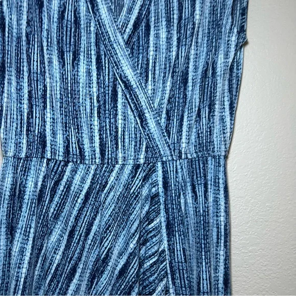 BCBGMaxAzria Ruffle Blue Striped Dress Faux Wrap women’s small comfy casual - Picture 2 of 8